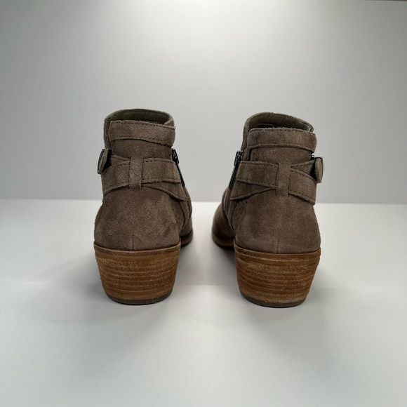 Vince Camuto Pamma Side Zip Suede Bootie w/ Buckle Detail - tan, size 10 - Picture 3 of 10